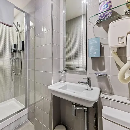 Vancouver Hotel And Studios Londres Quarto foto
